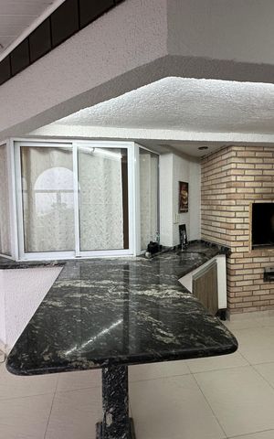 Apartamento à venda com 144m², 3 quartos e 2 vagasChurrasqueira