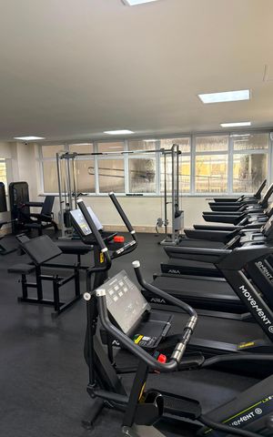 Apartamento para alugar com 93m², 3 quartos e 2 vagas Apartamento para alugar com 93m², 3 quartos e 2 vagasÁrea Comum - Academia
