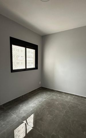 Apartamento à venda com 75m², 2 quartos e 2 vagas Apartamento à venda com 75m², 2 quartos e 2 vagasSuíte