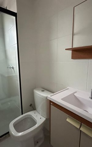 Apartamento à venda com 75m², 2 quartos e 2 vagas Apartamento à venda com 75m², 2 quartos e 2 vagasBanheiro Social
