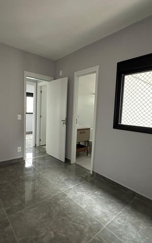 Apartamento à venda com 75m², 2 quartos e 2 vagas Apartamento à venda com 75m², 2 quartos e 2 vagasSuíte