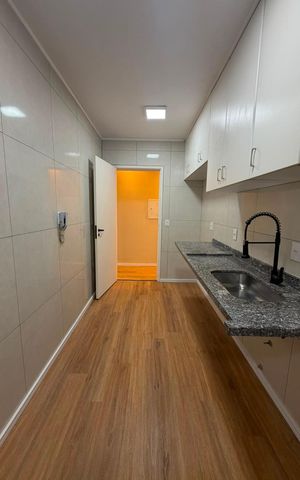 Apartamento à venda com 55m², 2 quartos e 1 vaga Apartamento à venda com 55m², 2 quartos e 1 vagaCozinha
