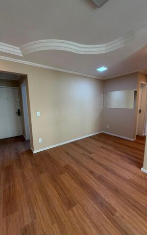 Apartamento à venda com 55m², 2 quartos e 1 vaga Apartamento à venda com 55m², 2 quartos e 1 vagaSala