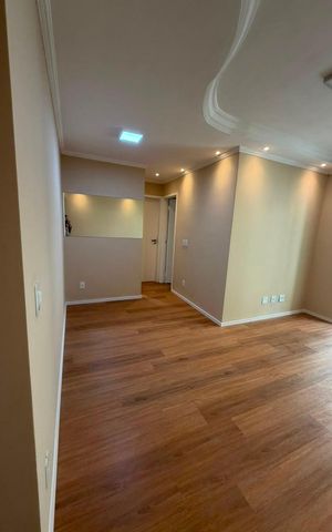 Apartamento à venda com 55m², 2 quartos e 1 vaga Apartamento à venda com 55m², 2 quartos e 1 vagaSala