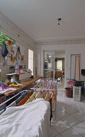 Casa à venda com 148m², 3 quartos e 3 vagasÁrea de Serviço