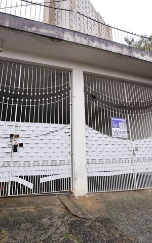 Casa à venda com 148m², 3 quartos e 3 vagasFachada