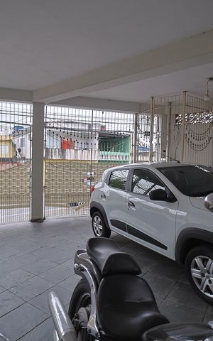 Casa à venda com 148m², 3 quartos e 3 vagasGaragem