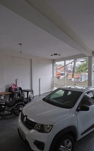 Casa à venda com 148m², 3 quartos e 3 vagasGaragem
