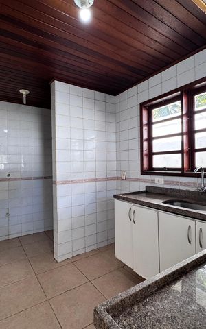Casa de condomínio à venda com 150m², 3 quartos e 2 vagas Casa de condomínio à venda com 150m², 3 quartos e 2 vagasCozinha