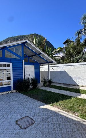 Casa de condomínio à venda com 150m², 3 quartos e 2 vagas Casa de condomínio à venda com 150m², 3 quartos e 2 vagasÁrea externa