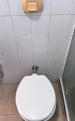 Casa de condomínio à venda com 150m², 3 quartos e 2 vagas Casa de condomínio à venda com 150m², 3 quartos e 2 vagasBanheiro Social