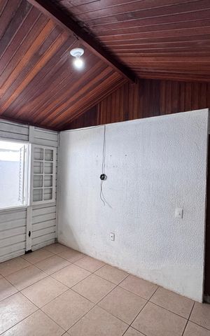 Casa de condomínio à venda com 150m², 3 quartos e 2 vagas Casa de condomínio à venda com 150m², 3 quartos e 2 vagasSuíte