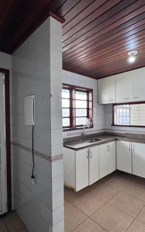 Casa de condomínio à venda com 150m², 3 quartos e 2 vagas Casa de condomínio à venda com 150m², 3 quartos e 2 vagasCozinha
