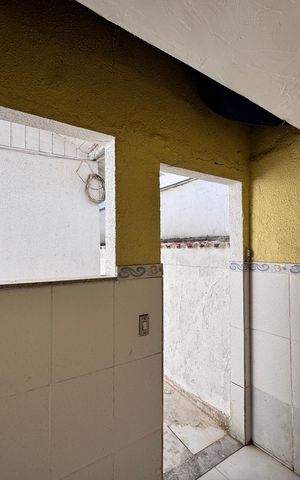 Casa de condomínio à venda com 150m², 3 quartos e 2 vagas Casa de condomínio à venda com 150m², 3 quartos e 2 vagasEdícula - Área de Serviço