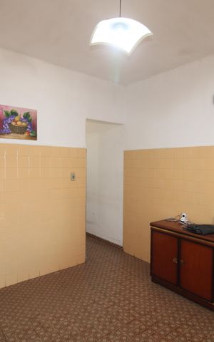 Casa à venda com 250m², 1 quarto e 2 vagasCozinha 