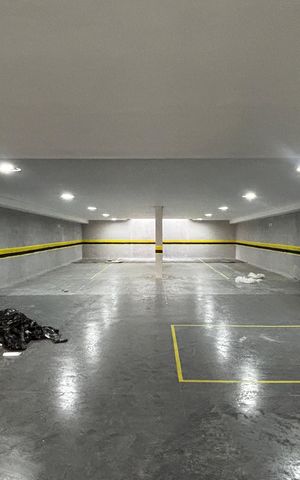 Apartamento à venda com 148m², 3 quartos e 2 vagas Apartamento à venda com 148m², 3 quartos e 2 vagasGaragem