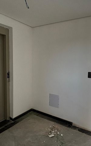 Apartamento à venda com 148m², 3 quartos e 2 vagas Apartamento à venda com 148m², 3 quartos e 2 vagasElevador