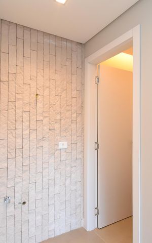 Casa de condomínio à venda com 187m², 3 quartos e 3 vagasLavabo