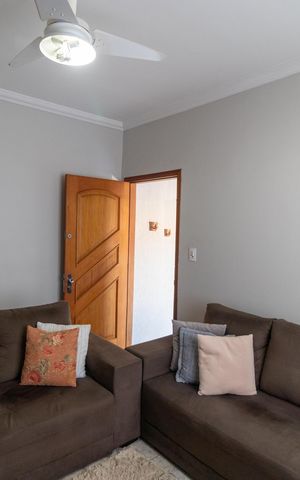 Casa à venda com 250m², 2 quartos e 4 vagas Casa à venda com 250m², 2 quartos e 4 vagasSalas