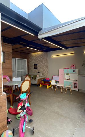 Casa de condomínio para alugar com 190m², 3 quartos e 3 vagasÁrea Externa