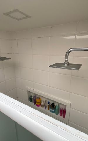 Casa de condomínio para alugar com 190m², 3 quartos e 3 vagasQuarto 1 - Suíte