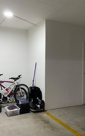 Casa de condomínio para alugar com 190m², 3 quartos e 3 vagasGaragem
