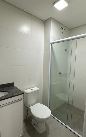 Apartamento para alugar com 68m², 2 quartos e 1 vaga Apartamento para alugar com 68m², 2 quartos e 1 vagaBanheiro do Quarto 2