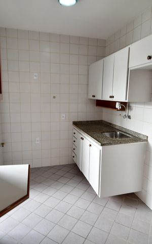Apartamento à venda com 61m², 2 quartos e 1 vagaCozinha