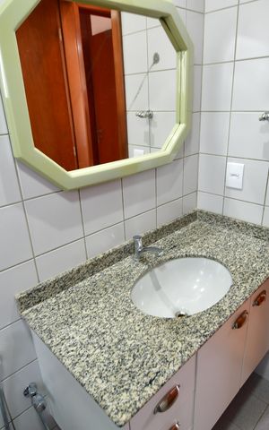 Apartamento à venda com 61m², 2 quartos e 1 vagaBanheiro