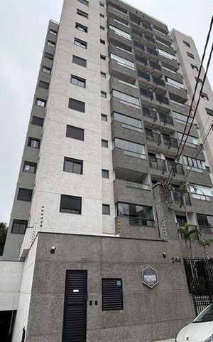 Apartamento à venda com 60m², 2 quartos e 1 vagaFachada e portaria 