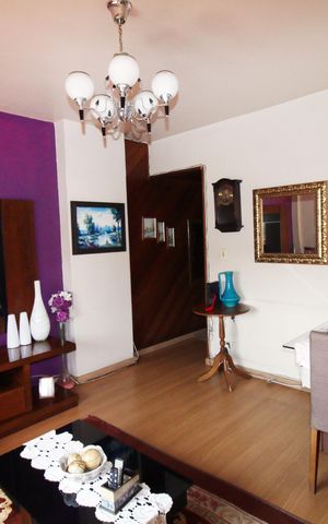 Apartamento à venda com 120m², 3 quartos e 2 vagasSala