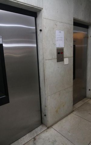 Apartamento à venda com 120m², 3 quartos e 2 vagasÁrea comum - Elevadores