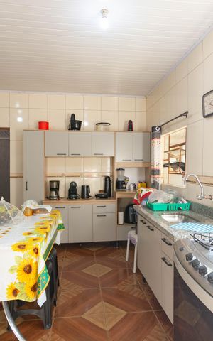 Casa à venda com 137m², 2 quartos e 2 vagas