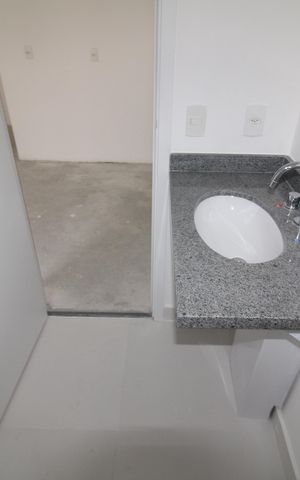 Apartamento para alugar com 243m², 3 quartos e 2 vagasQuarto 3 - Banheiro