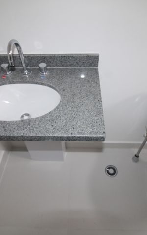 Apartamento para alugar com 243m², 3 quartos e 2 vagasQuarto 3 - Banheiro