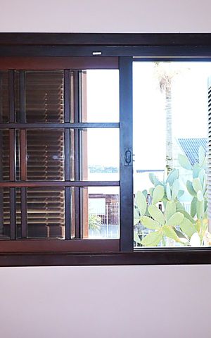 Casa à venda com 115m², 3 quartos e 2 vagasJanela da suíte