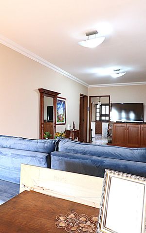 Casa à venda com 115m², 3 quartos e 2 vagasSala