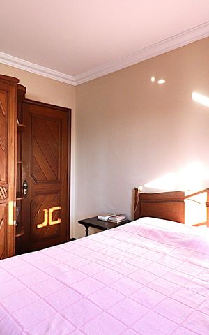 Casa à venda com 115m², 3 quartos e 2 vagasSuíte