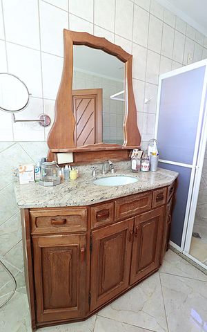 Casa à venda com 115m², 3 quartos e 2 vagasBanheiro da Suíte