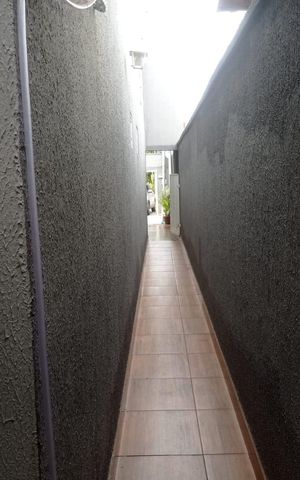 Casa à venda com 130m², 3 quartos e 4 vagas Casa à venda com 130m², 3 quartos e 4 vagasÁrea externa