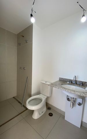 Apartamento à venda com 159m², 3 quartos e 2 vagasQuarto 2 / Banheiro