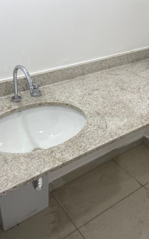 Apartamento à venda com 159m², 3 quartos e 2 vagasQuarto 3 / Banheiro