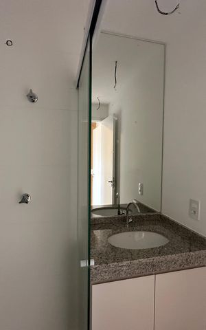 Apartamento à venda com 65m², 2 quartos e 2 vagas Apartamento à venda com 65m², 2 quartos e 2 vagasBanheiro da Suíte 1