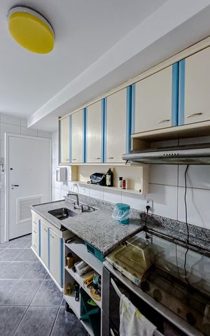 Apartamento à venda com 120m², 5 quartos e 2 vagasCozinha