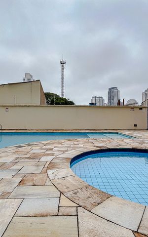 Apartamento à venda com 120m², 5 quartos e 2 vagasÁrea comum - Piscina