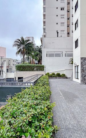 Apartamento à venda com 120m², 5 quartos e 2 vagasÁrea comum