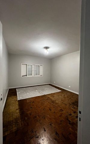 Casa para alugar com 220m², 3 quartos e 4 vagas Casa para alugar com 220m², 3 quartos e 4 vagasQuarto
