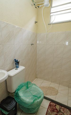 Apartamento para alugar com 49m², 2 quartos e 1 vaga Apartamento para alugar com 49m², 2 quartos e 1 vagaBanheiro