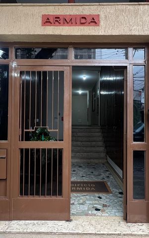 Apartamento à venda com 77m², 2 quartos e sem vaga Apartamento à venda com 77m², 2 quartos e sem vagaFachada
