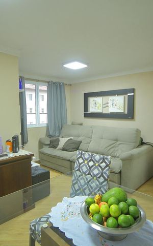 Apartamento à venda com 64m², 3 quartos e 1 vagaSala